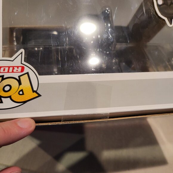 Funko POP Batman in Batmobile #282 Rides Vehicles Brand New - Picture 5 of 6